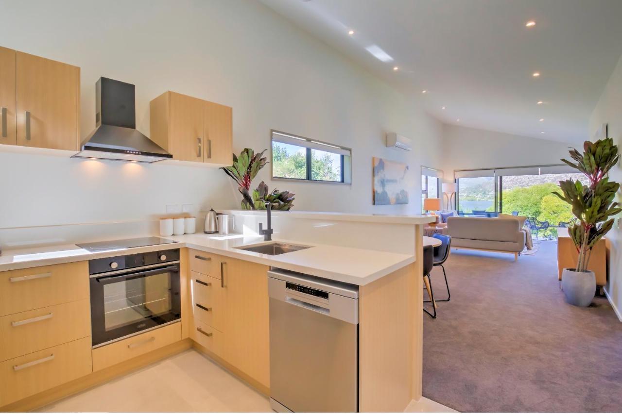 The Villa Lookout - Queenstown Holiday Villa Extérieur photo